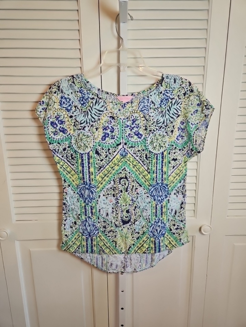 Lilly Pulitzer Women’s Small Blue Green Paisley Top Shirt Cap Sleeve Lightweight